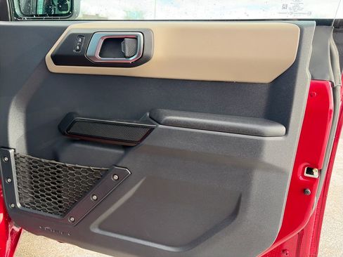 Used 2025 Ford Bronco Big Bend image 10