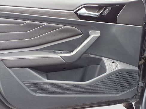 Used 2024 Volkswagen Jetta SEL image 26