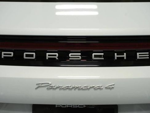 Certified 2025 Porsche Panamera 4 AWD/4WD image 37