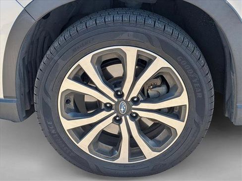 Used 2020 Subaru Forester Limited w/ Popular Package #3 image 10