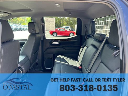 Used 2025 GMC Sierra 1500 SLT AWD/4WD image 18