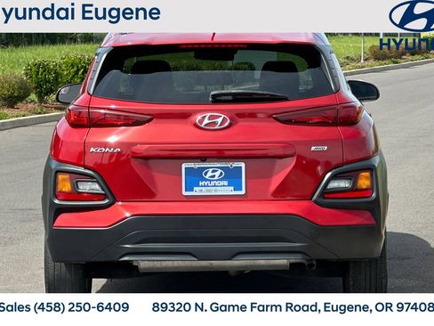 Used 2021 Hyundai Kona SE AWD/4WD image 4