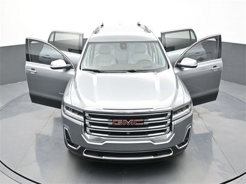 Used 2023 GMC Acadia SLT w/ Technology Package image 27
