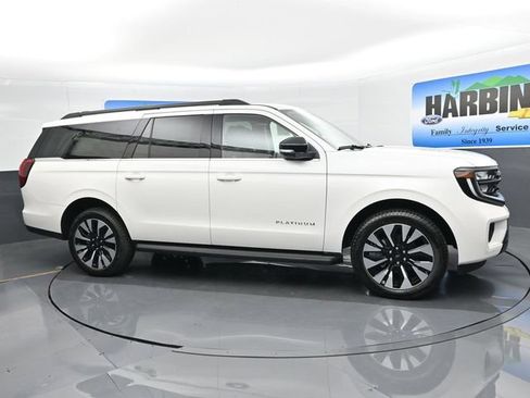 New 2027 Ford Expedition Max Platinum RWD image 7