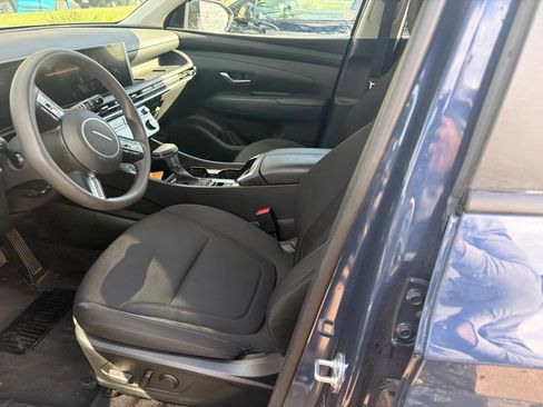 Used 2025 Hyundai Tucson SEL FWD image 2