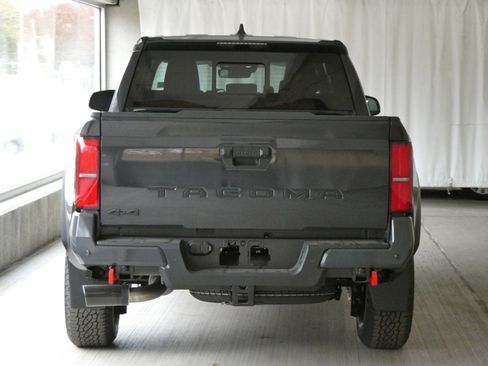 New 2024 Toyota Tacoma TRD Off-Road image 7