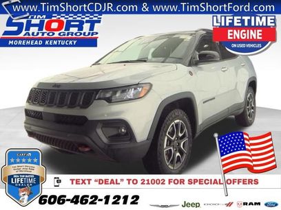 Used 2025 Jeep Compass Trailhawk