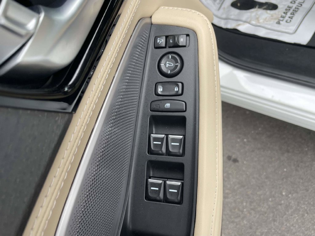 Used 2026 Acura MDX w/ Advance Package AWD/4WD image 16