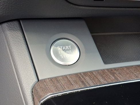 Certified 2024 Audi Q5 2.0T Premium image 24