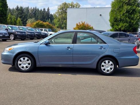 Used 2004 Toyota Camry FWD image 8