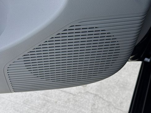 Used 2024 Hyundai Kona SE image 21