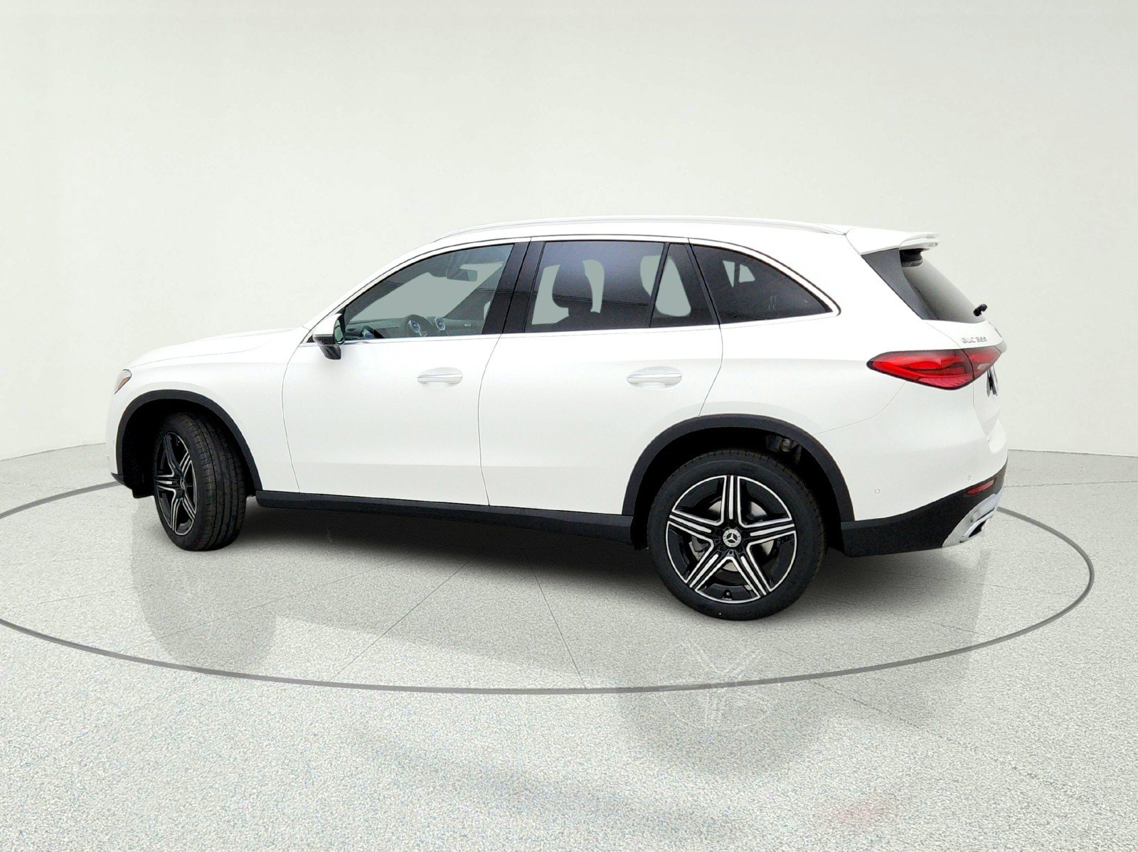 Used 2026 Mercedes-Benz GLC 300 image 13