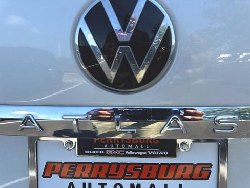Certified 2023 Volkswagen Atlas SEL AWD/4WD image 32