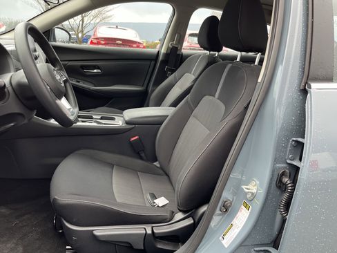 Used 2025 Nissan Sentra SV w/ Trunk Package image 13