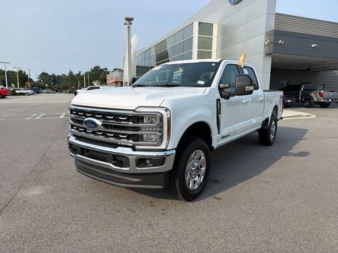 Used 2026 Ford F350 Lariat w/ FX4 Off-Road Package AWD/4WD image 5