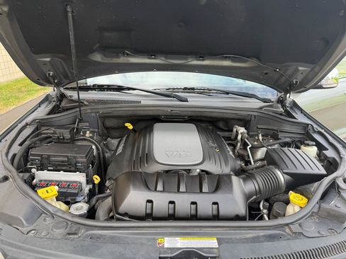 Used 2012 Jeep Grand Cherokee Overland w/ Mopar Chrome Edition Group AWD/4WD image 40