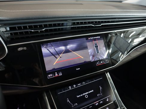 Used 2023 Audi Q8 Premium w/ Convenience Package AWD/4WD image 24