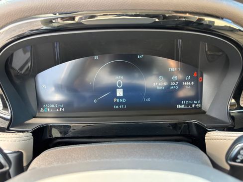 Certified 2023 Lincoln Corsair AWD image 15