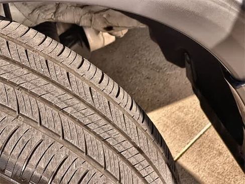 Certified 2024 Honda HR-V LX image 23