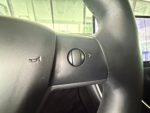 Used 2018 Tesla Model 3 Long Range image 18