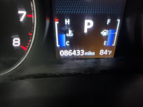 Used 2020 Mitsubishi Outlander ES FWD image 13