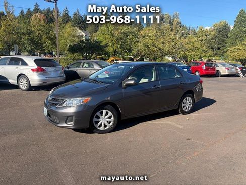Used 2011 Toyota Corolla LE FWD image 1