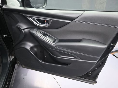 Used 2023 Subaru Forester Premium AWD/4WD image 37