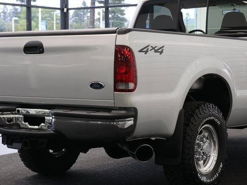 Used 2003 Ford F250 XLT image 48
