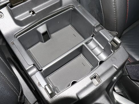 Used 2019 Jeep Wrangler Unlimited Rubicon image 34