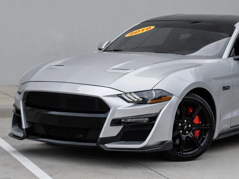 Used 2019 Ford Mustang GT Premium w/ Carbon Sport Interior Package RWD image 7