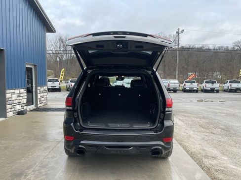 Used 2020 Jeep Grand Cherokee SRT image 7
