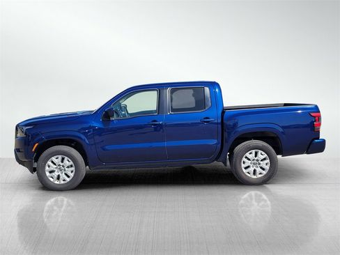 Used 2023 Nissan Frontier SV image 7