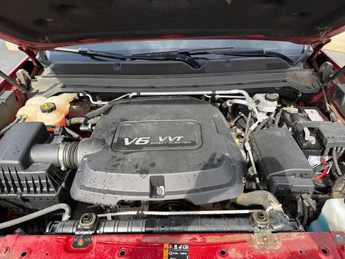 Used 2015 Chevrolet Colorado Z71 AWD/4WD image 11