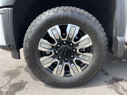 Used 2025 GMC Sierra 3500 Denali w/ Denali Reserve Package AWD/4WD image 32