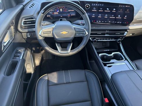 New 2026 Chevrolet Traverse High Country image 13