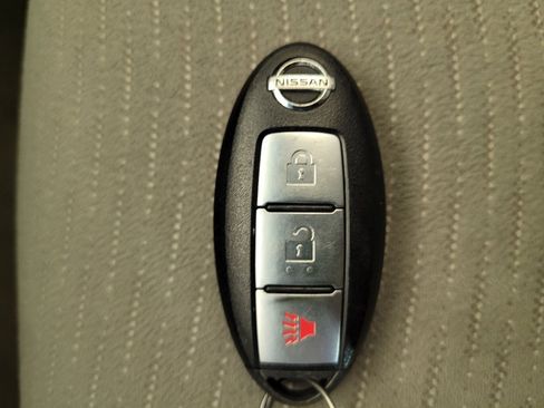 Used 2015 Nissan Quest S FWD image 32