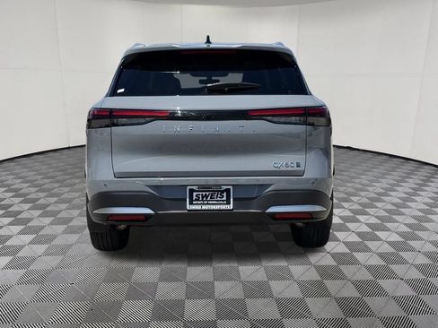 Certified 2026 INFINITI QX60 Luxe w/ Cargo Package AWD/4WD image 8