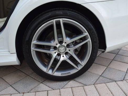 Used 2014 Mercedes-Benz E 350 4MATIC Sedan image 84