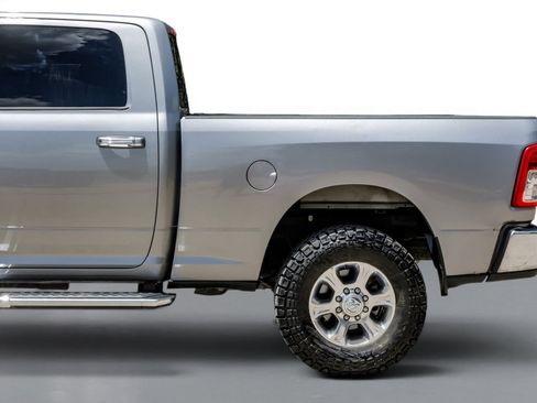 Used 2019 RAM 2500 Big Horn AWD/4WD image 11