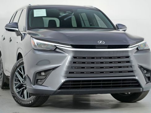 Used 2024 Lexus TX 350 AWD w/ Captains Chair Package image 4