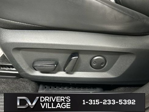 Used 2023 Nissan Rogue SV w/ SV Premium B Package AWD/4WD image 10