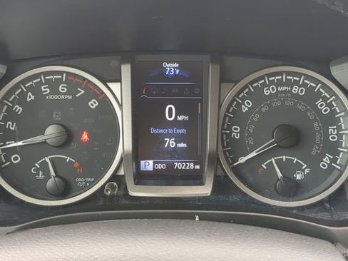 Used 2023 Toyota Tacoma SR5 AWD/4WD image 25