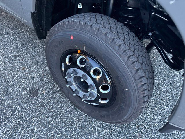 New 2027 RAM 3500 Big Horn AWD/4WD image 6