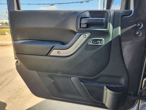 Used 2017 Jeep Wrangler Unlimited Sport w/ Quick Order Package 24S image 16