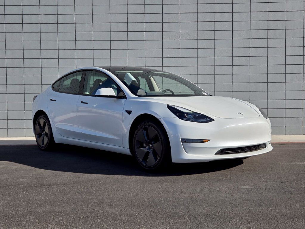 Used 2023 Tesla Model 3 Standard Range RWD image 6