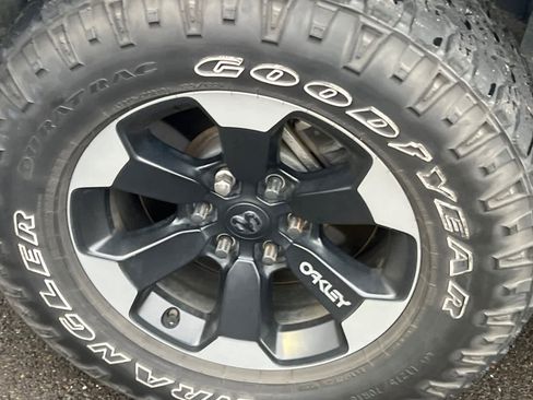 Used 2021 RAM 1500 Big Horn image 22