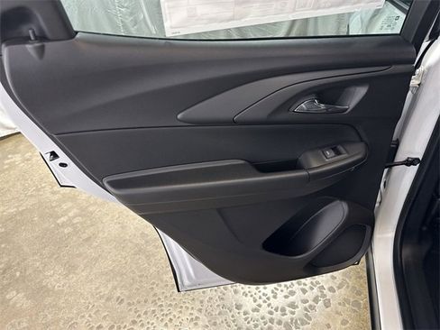 Used 2026 Chevrolet TrailBlazer LS w/ LS Convenience Package image 22