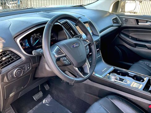 Used 2019 Ford Edge Titanium w/ Equipment Group 301A image 17