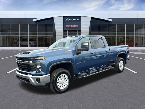 Certified 2024 Chevrolet Silverado 2500 LT w/ Convenience Package image 1