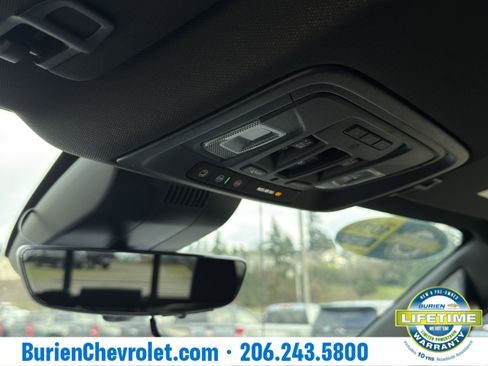 Used 2022 Chevrolet Silverado 1500 High Country w/ High Country Premium Package image 15